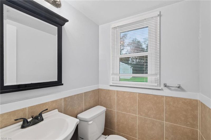 Photo 16 of 32 residential for sale in Hampton virginia