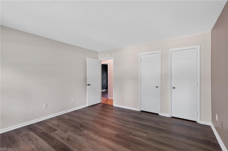 Photo 27 of 32 residential for sale in Hampton virginia