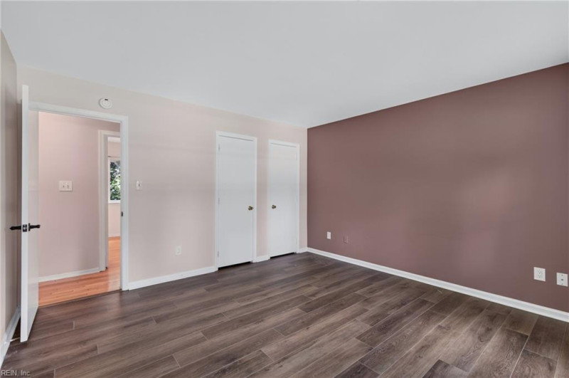 Photo 29 of 32 residential for sale in Hampton virginia