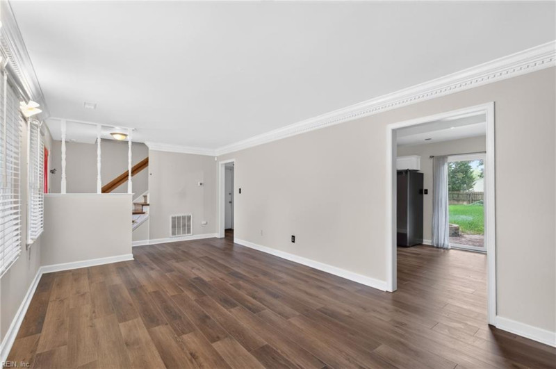 Photo 8 of 32 residential for sale in Hampton virginia