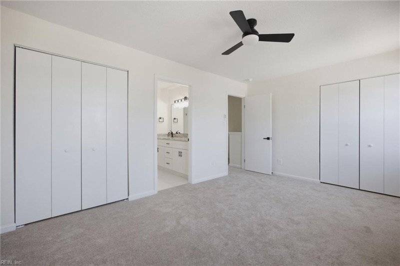 Photo 18 of 25 residential for sale in Chesapeake virginia