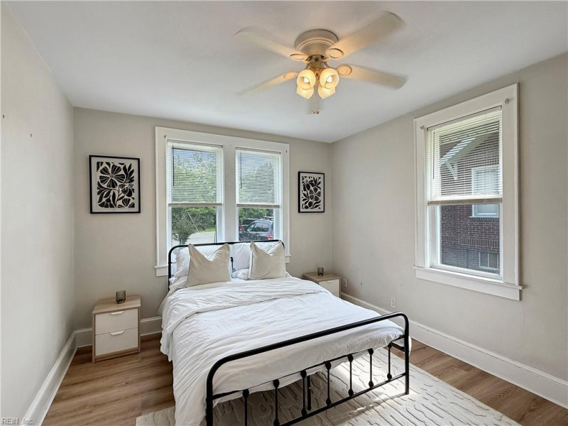 Photo 17 of 25 residential for sale in Norfolk virginia