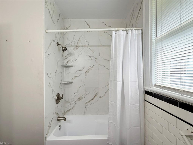 Photo 20 of 25 residential for sale in Norfolk virginia