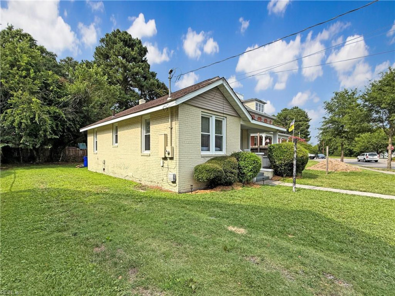 Photo 23 of 25 residential for sale in Norfolk virginia