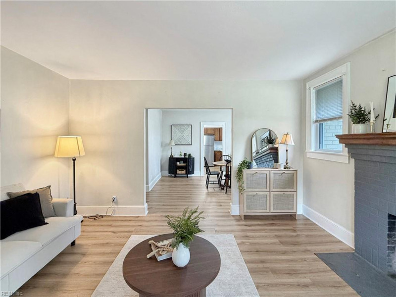 Photo 4 of 25 residential for sale in Norfolk virginia