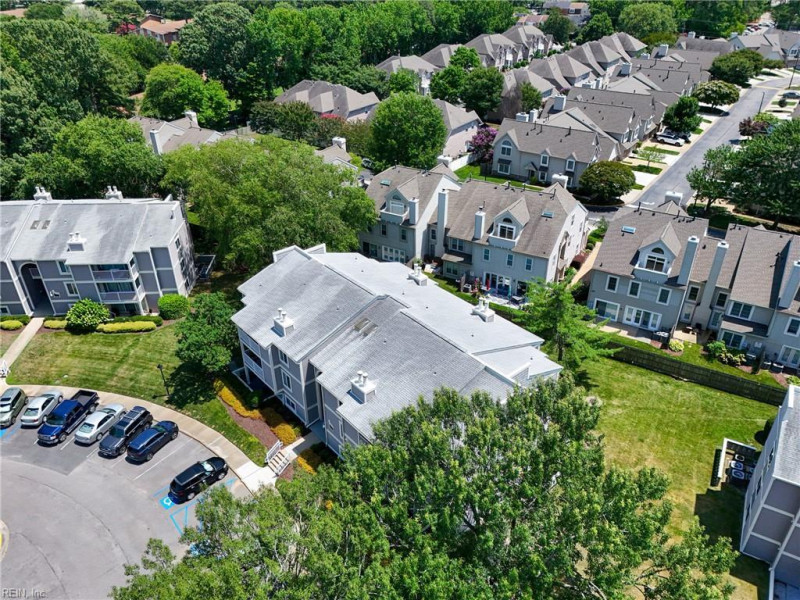 Photo 17 of 18 residential for sale in Virginia Beach virginia Photo 17 of 18 residential for sale in Virginia Beach virginia