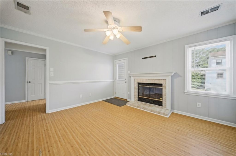 Photo 9 of 43 residential for sale in Virginia Beach virginia Photo 9 of 43 residential for sale in Virginia Beach virginia
