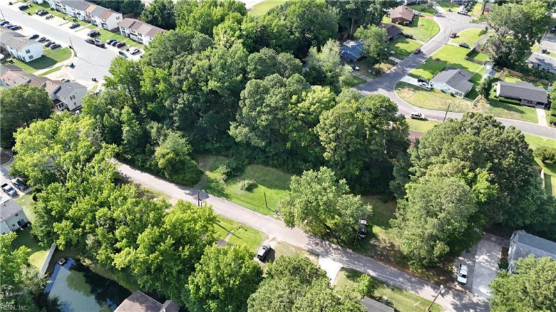 Photo 4 of 5 land for sale in Chesapeake virginia