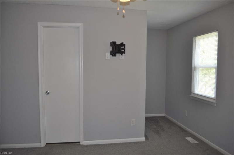 Photo 10 of 11 residential for sale in Virginia Beach virginia Photo 10 of 11 residential for sale in Virginia Beach virginia