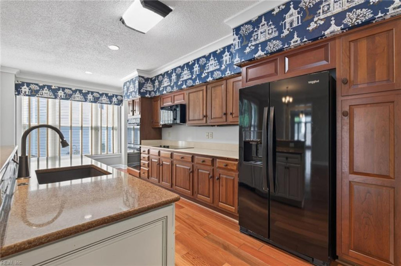 Photo 14 of 38 residential for sale in Virginia Beach virginia