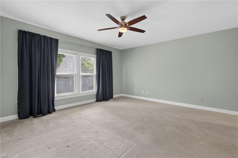 Photo 19 of 38 residential for sale in Virginia Beach virginia