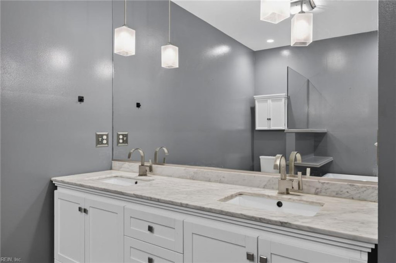 Photo 23 of 38 residential for sale in Virginia Beach virginia