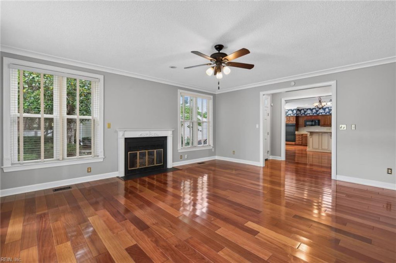 Photo 6 of 38 residential for sale in Virginia Beach virginia