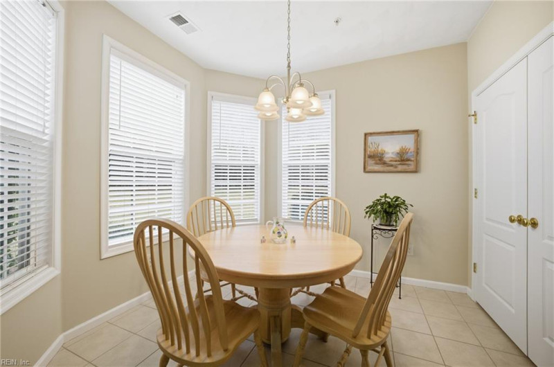 Photo 10 of 29 residential for sale in Virginia Beach virginia