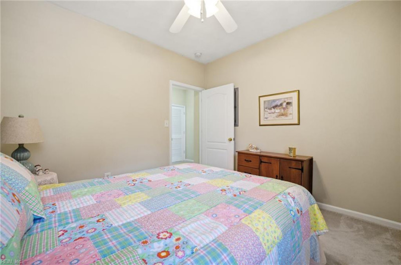 Photo 16 of 29 residential for sale in Virginia Beach virginia