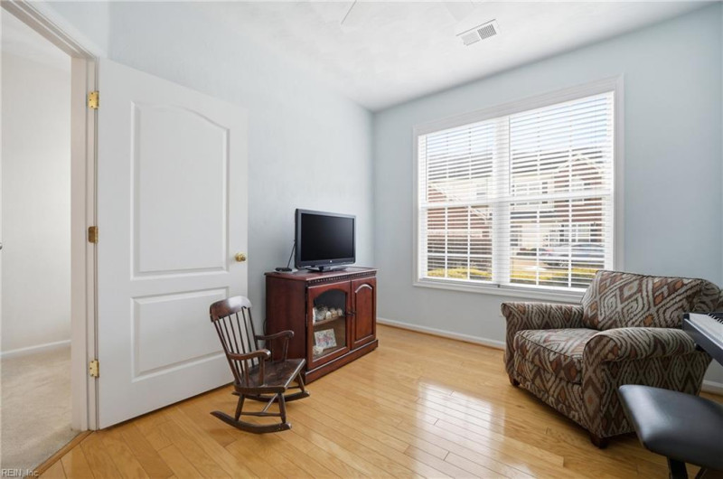 Photo 21 of 29 residential for sale in Virginia Beach virginia