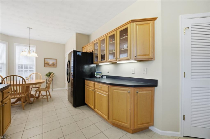 Photo 9 of 29 residential for sale in Virginia Beach virginia