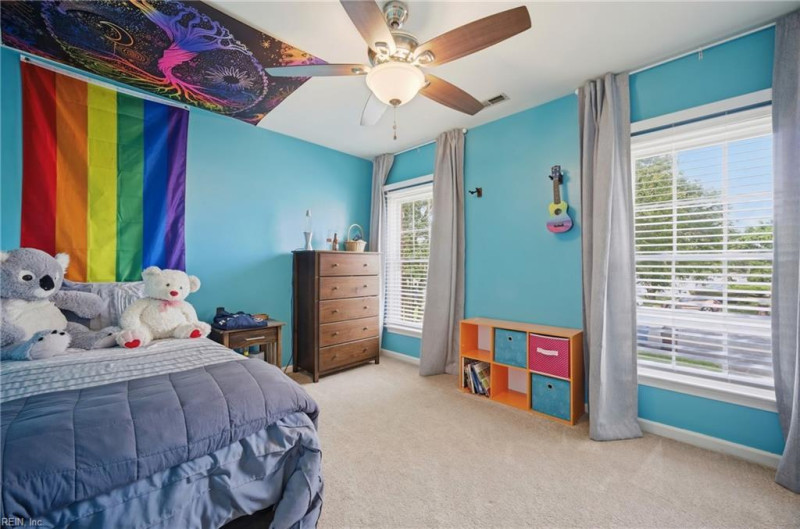Photo 21 of 50 residential for sale in Chesapeake virginia