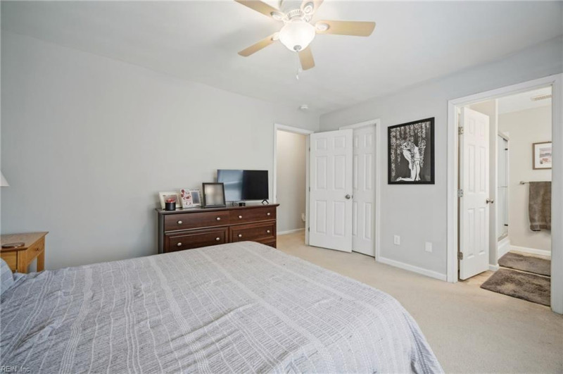 Photo 24 of 50 residential for sale in Chesapeake virginia