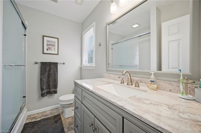 Photo 33 of 50 residential for sale in Chesapeake virginia