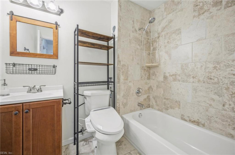 Photo 30 of 45 residential for sale in Chesapeake virginia