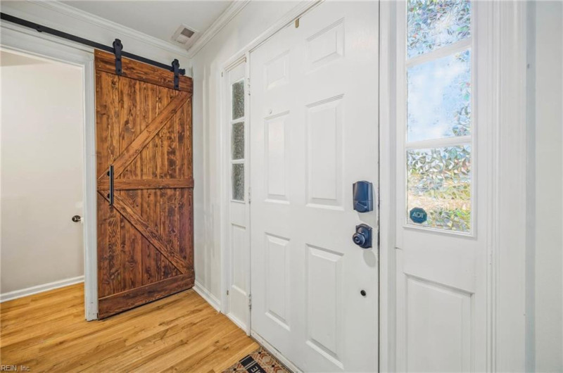 Photo 6 of 45 residential for sale in Chesapeake virginia