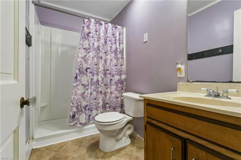Photo 12 of 24 residential for sale in Gloucester County virginia
