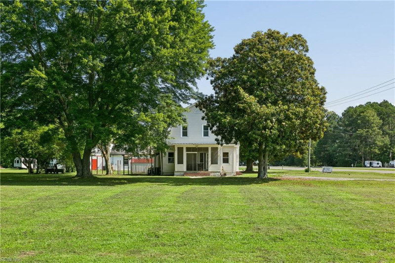 Photo 19 of 24 residential for sale in Gloucester County virginia