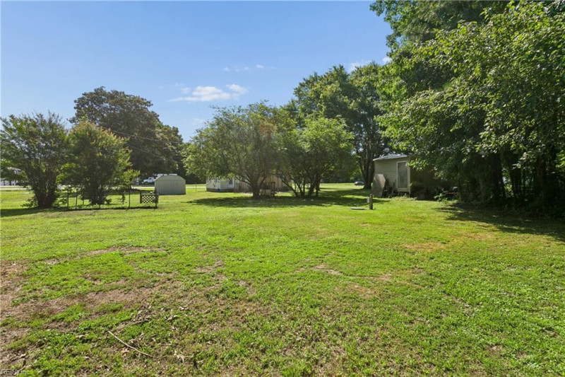 Photo 22 of 24 residential for sale in Gloucester County virginia