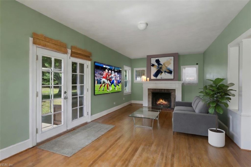 Photo 5 of 24 residential for sale in Gloucester County virginia