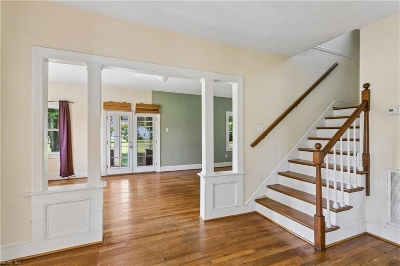 Photo 6 of 24 residential for sale in Gloucester County virginia