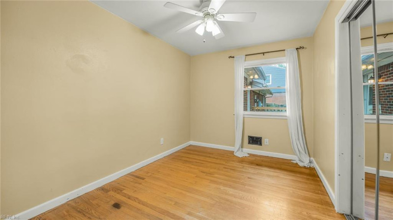 Photo 23 of 40 residential for sale in Norfolk virginia Photo 23 of 40 residential for sale in Norfolk virginia