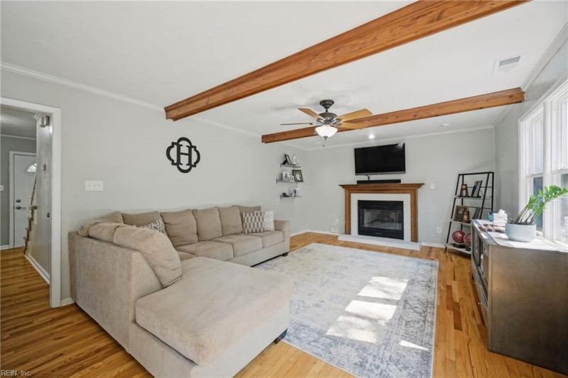 Photo 15 of 41 residential for sale in Chesapeake virginia