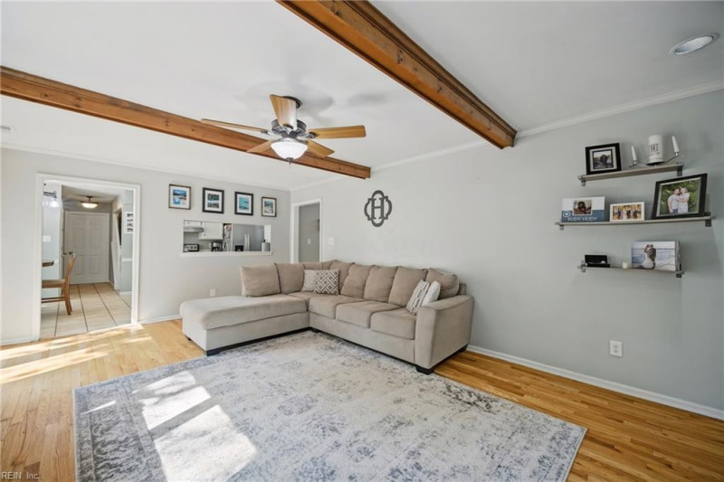 Photo 17 of 41 residential for sale in Chesapeake virginia