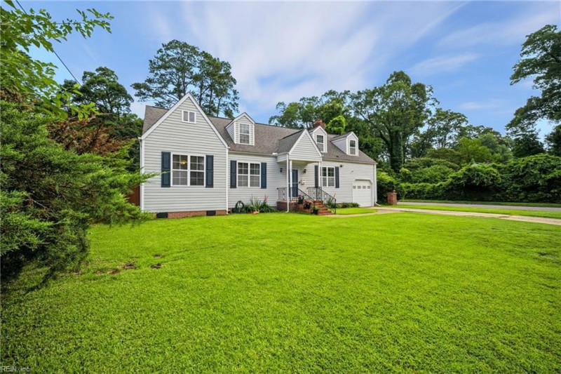 Photo 2 of 41 residential for sale in Norfolk virginia