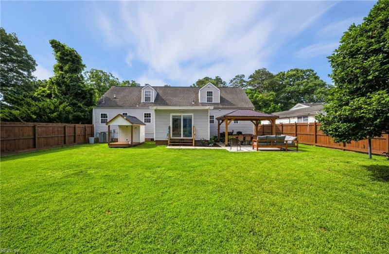 Photo 36 of 41 residential for sale in Norfolk virginia