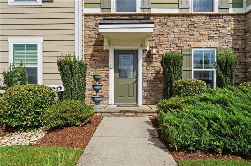 Photo 2 of 35 residential for sale in Chesapeake virginia Photo 2 of 35 residential for sale in Chesapeake virginia