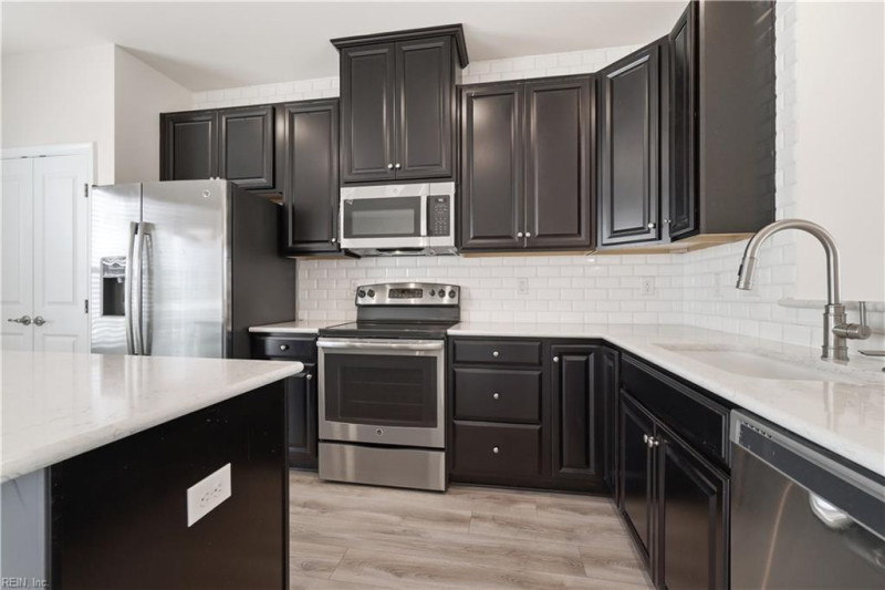 Photo 6 of 35 residential for sale in Chesapeake virginia Photo 6 of 35 residential for sale in Chesapeake virginia