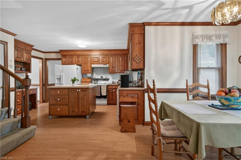 Photo 14 of 42 residential for sale in Chesapeake virginia