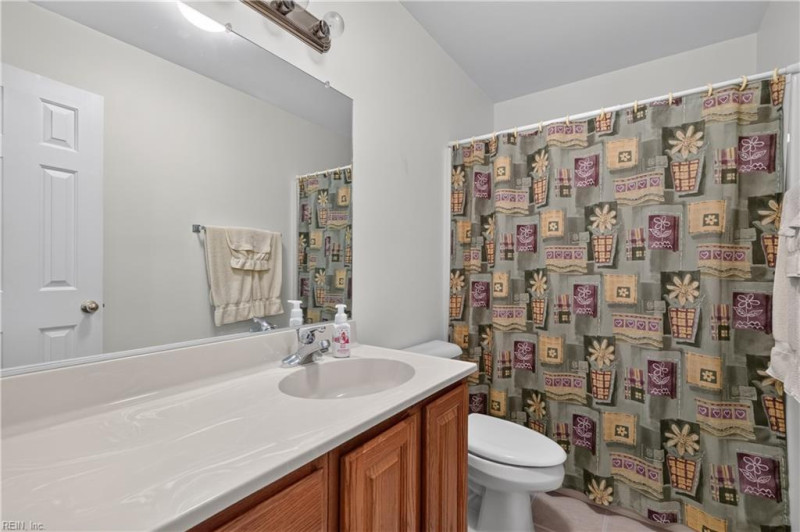 Photo 22 of 42 residential for sale in Chesapeake virginia