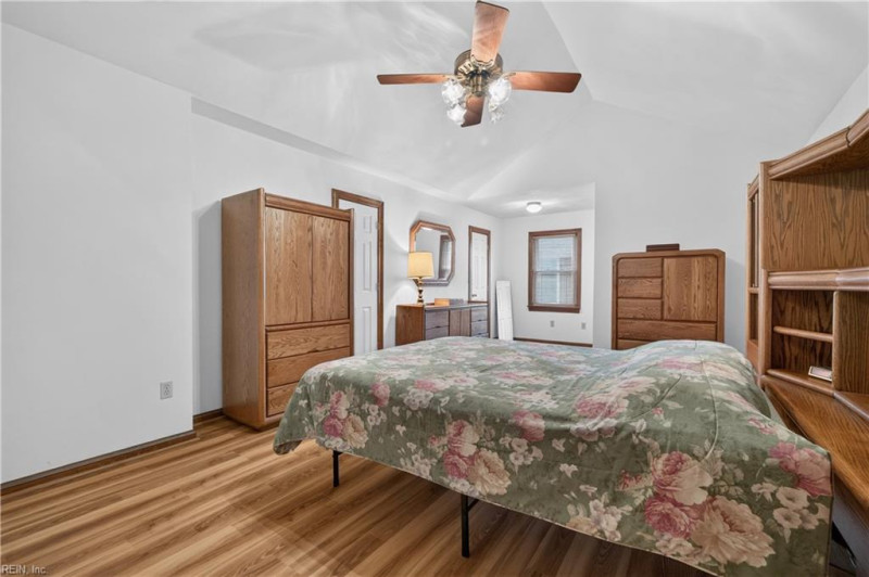 Photo 31 of 42 residential for sale in Chesapeake virginia
