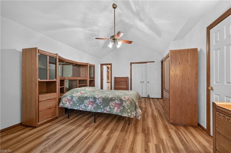 Photo 33 of 42 residential for sale in Chesapeake virginia