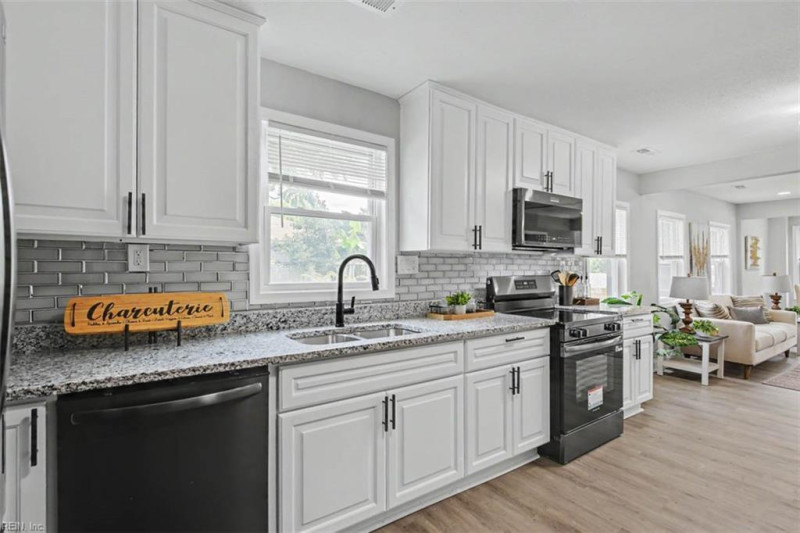 Photo 19 of 37 residential for sale in Chesapeake virginia Photo 19 of 37 residential for sale in Chesapeake virginia