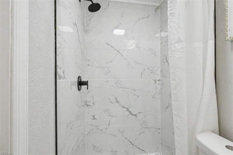 Photo 21 of 37 residential for sale in Chesapeake virginia Photo 21 of 37 residential for sale in Chesapeake virginia