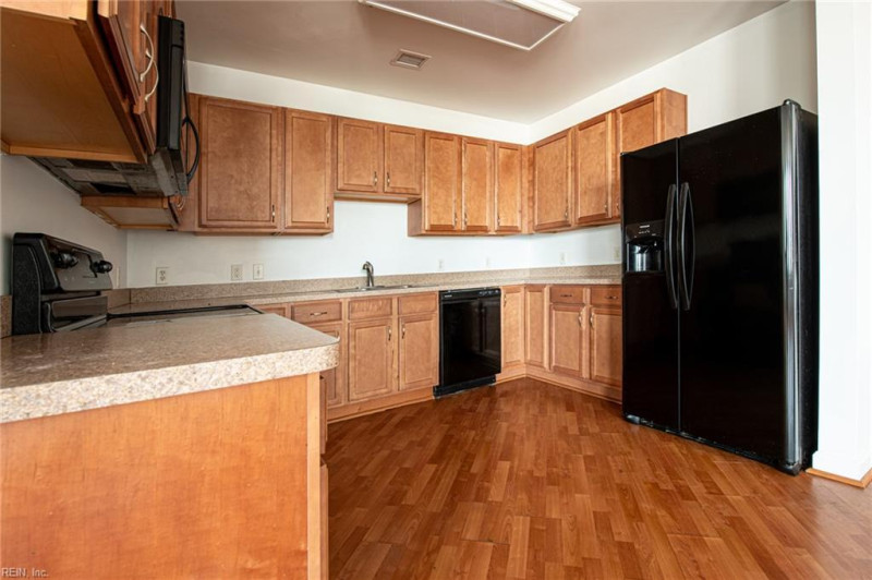 Photo 6 of 12 residential for sale in Chesapeake virginia Photo 6 of 12 residential for sale in Chesapeake virginia