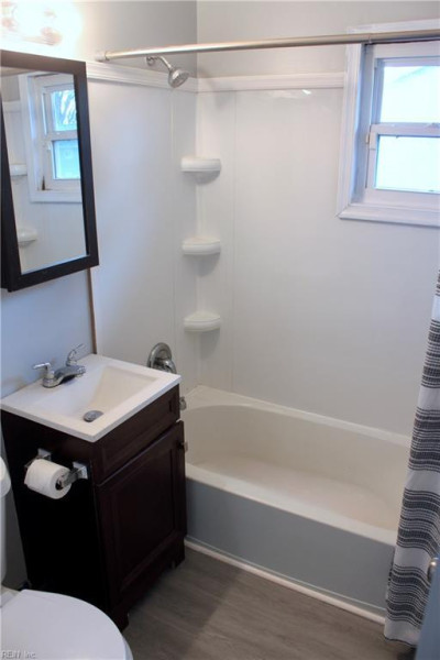 Photo 13 of 17 residential for sale in Portsmouth virginia Photo 13 of 17 residential for sale in Portsmouth virginia