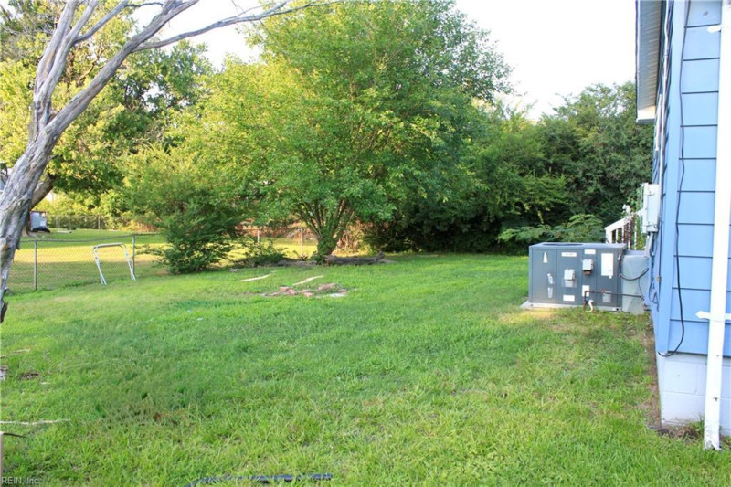 Photo 15 of 17 residential for sale in Portsmouth virginia Photo 15 of 17 residential for sale in Portsmouth virginia
