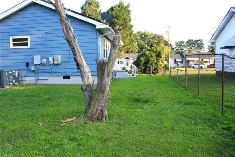 Photo 16 of 17 residential for sale in Portsmouth virginia Photo 16 of 17 residential for sale in Portsmouth virginia
