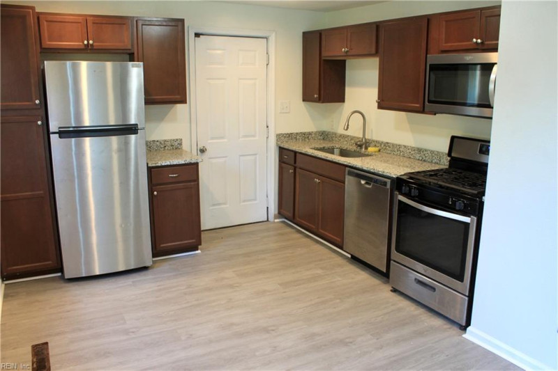 Photo 5 of 17 residential for sale in Portsmouth virginia Photo 5 of 17 residential for sale in Portsmouth virginia