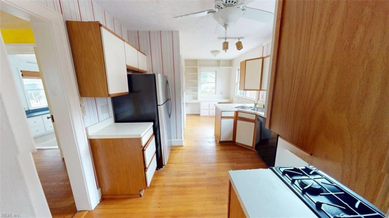 Photo 15 of 50 residential for sale in Newport News virginia Photo 15 of 50 residential for sale in Newport News virginia